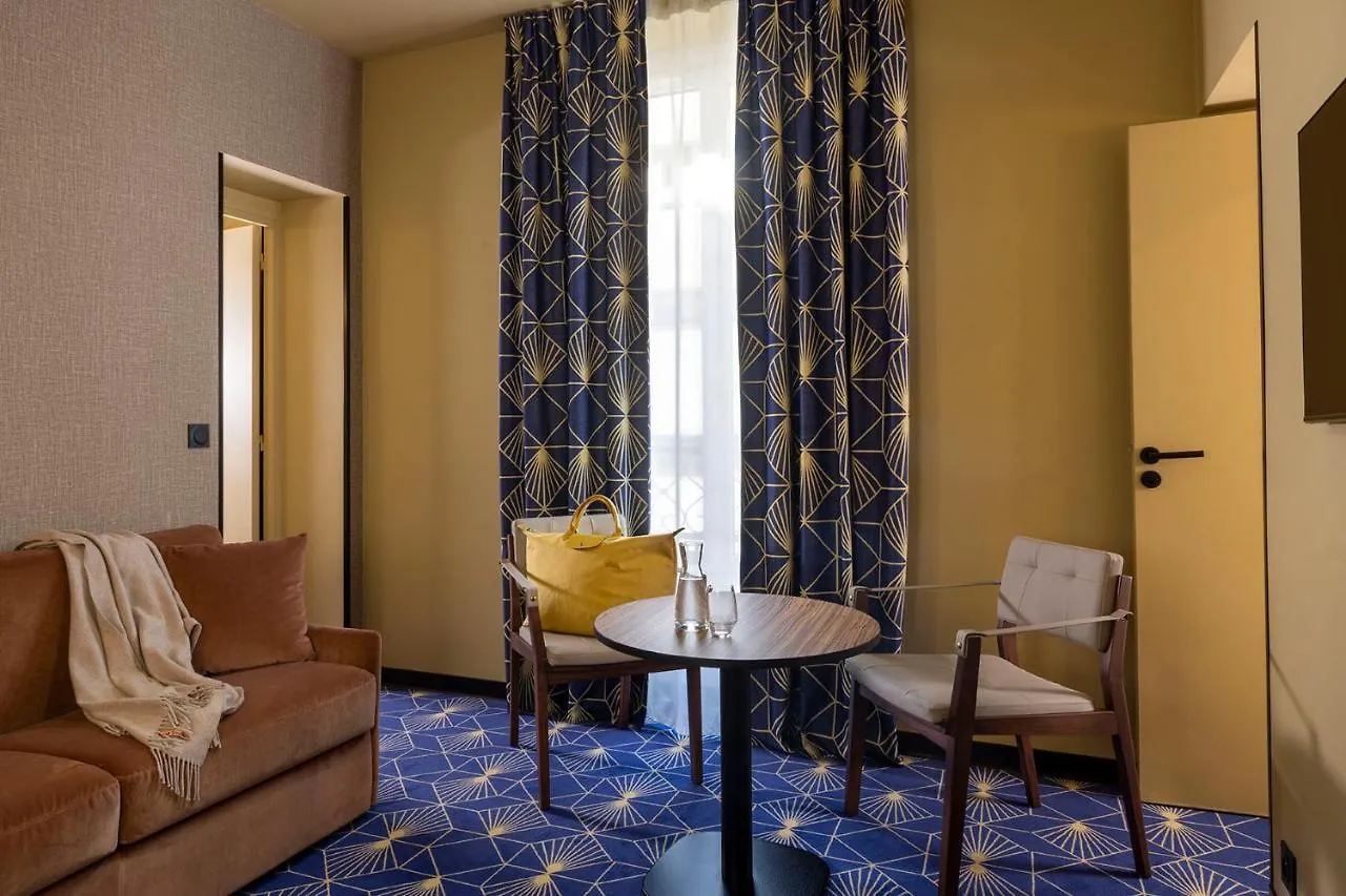 Hotel Le Rocroy 4*